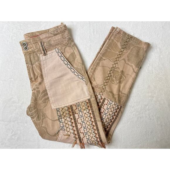 Anthropologie Pilcro Camp Wanderer Patchwork Embroidered Floral Pants sz 27 Boho - Picture 4 of 12